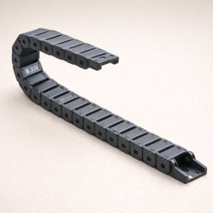 Гибкий кабельный канал пластиковый 22*80 мм R60 мм в наличии в Кемерово