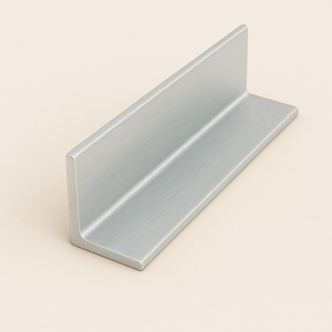 Уголок алюминиевый прессованный неравнополочный 25х20х2 мм Д16 ГОСТ 13738-91 в наличии в Кемерово