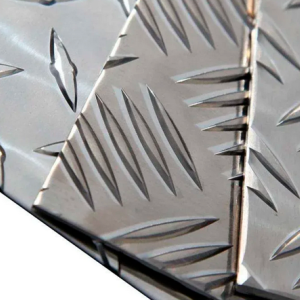 Лист нержавеющий рифленый 3х1000х2000 мм 12Х17Г9АН4 в наличии в Кемерово